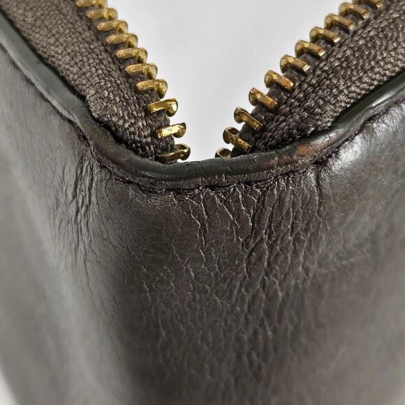 MARC BY MARC JACOBS ZIPPER BI-FOLD DARK BROWN 4" x 8" WALLET – 100% COW LEATHER - Picture 13 of 16